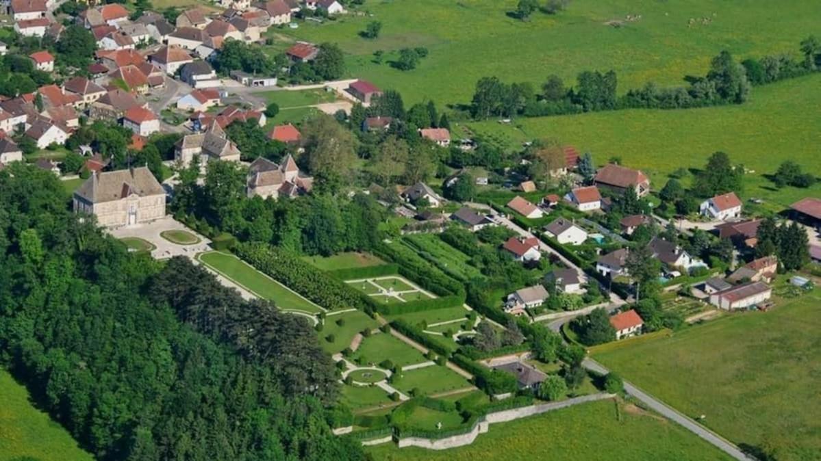 Gite 3 Etoiles "Entre Sources Et Riviere" Besancon Vaire-le-Grand ภายนอก รูปภาพ